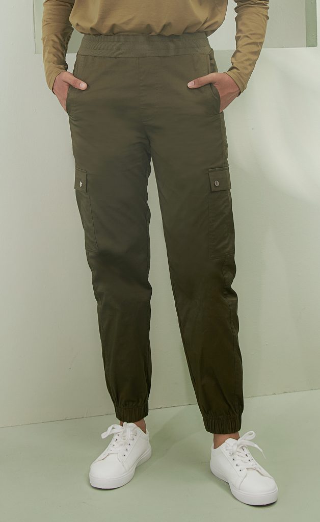 Jogger Cargo Pants in Army Green