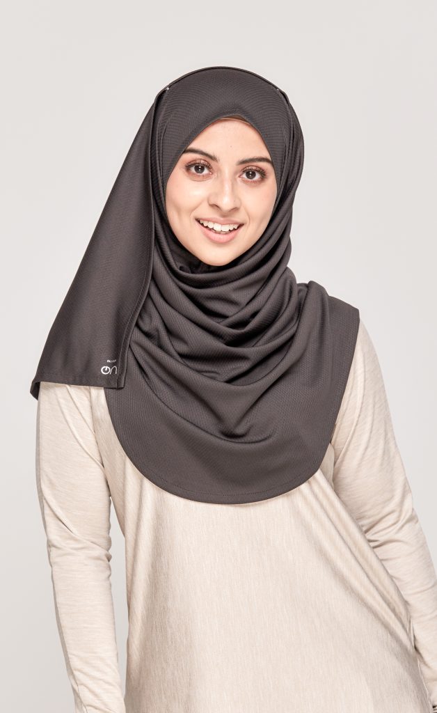 Performance Shawl – Instant in Black